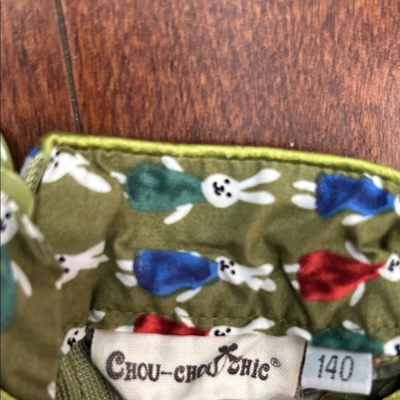 Chou-Chou Chic Girl’s Green Bunny Qipao, Size 7 (Size 140) - Picture 11 of 13